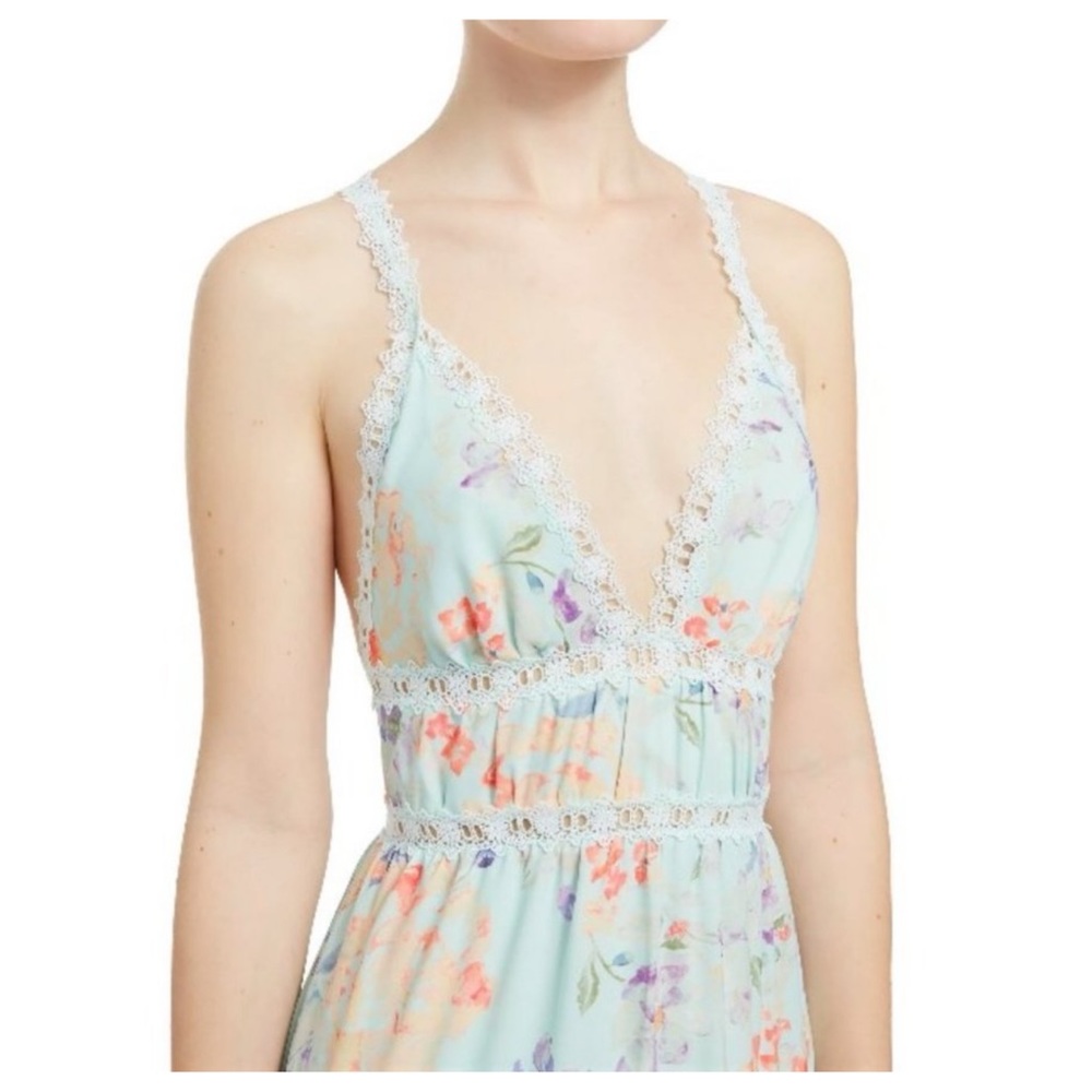 ALICE + OLIVIA Karolina Tiered Floral Maxi Dress - Picture 7 of 12